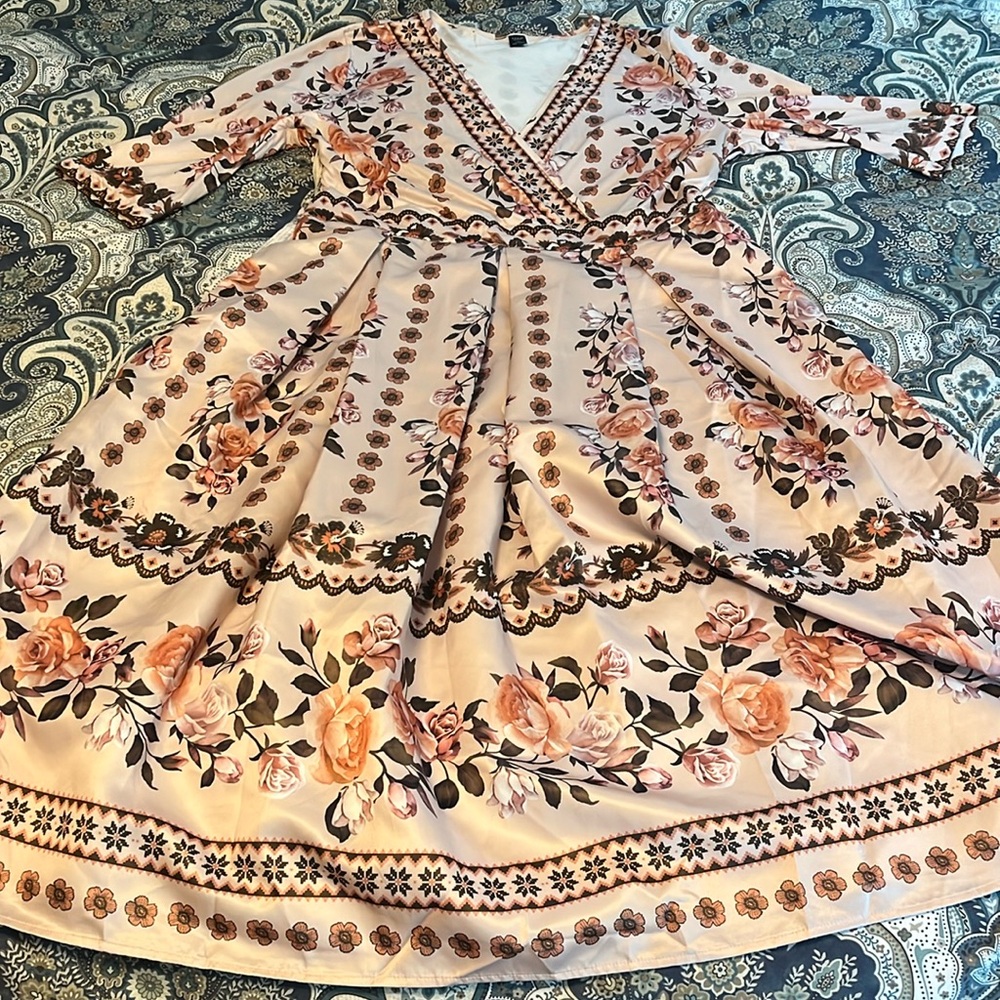 Shein curve floral 1xl dress with full skirt